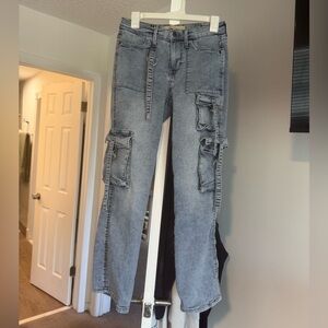 Love Trends Cargo Strap Jeans